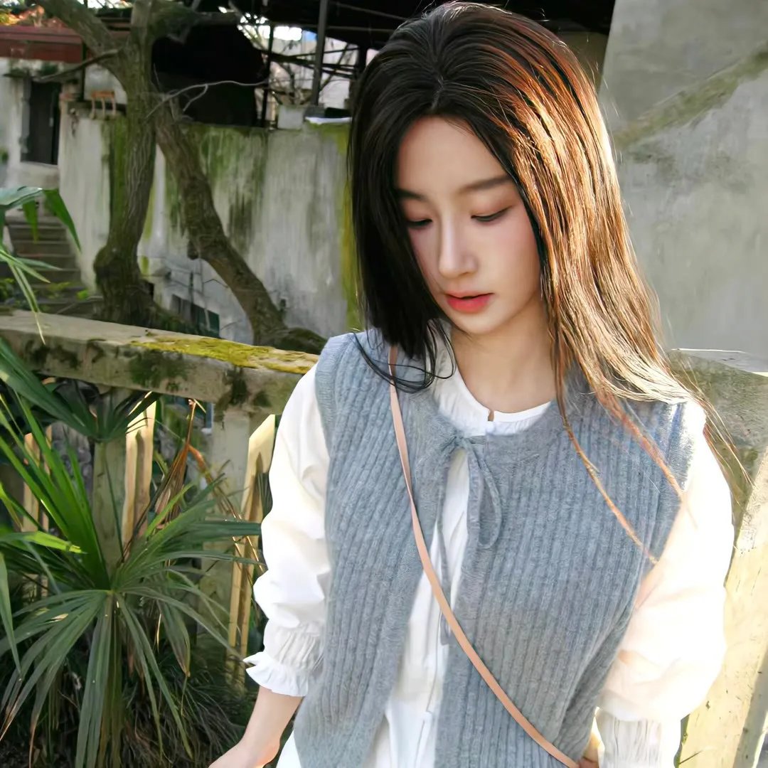 玉女桃花满堂红